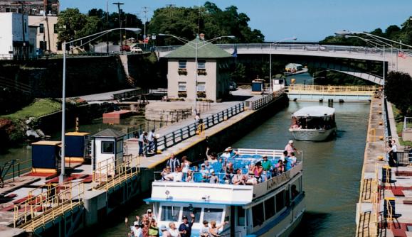 lockport locks and erie canal cruises services